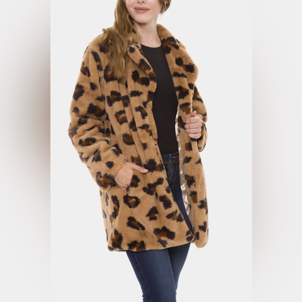Faux fur leopard coat